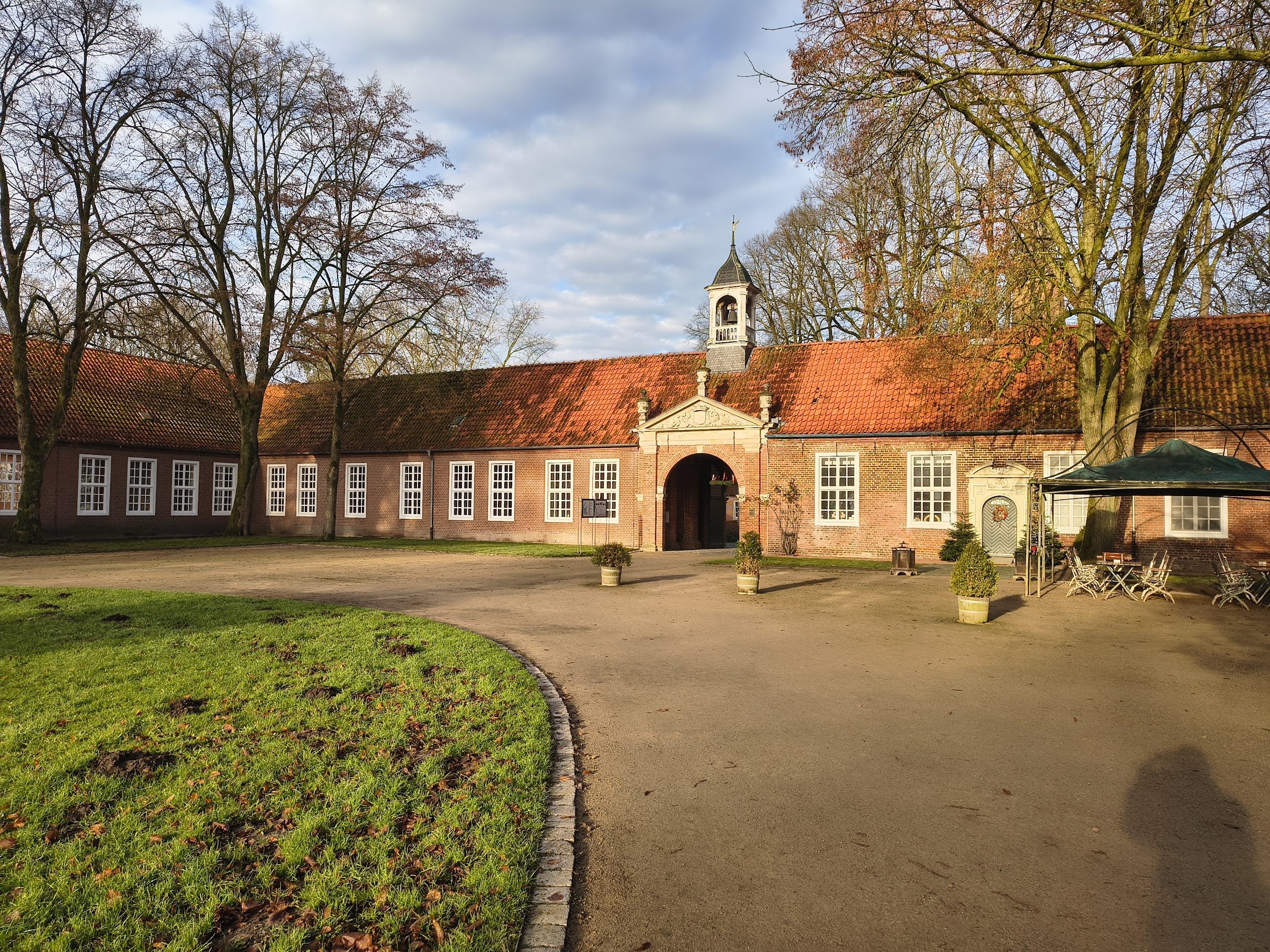 Schloss Evenburg (Castle Evenburg) - Centre for Horticulture